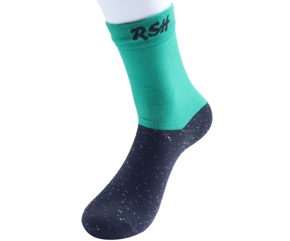 One Toe Sock of leefu automatic toe-linking sock knitting machine 4